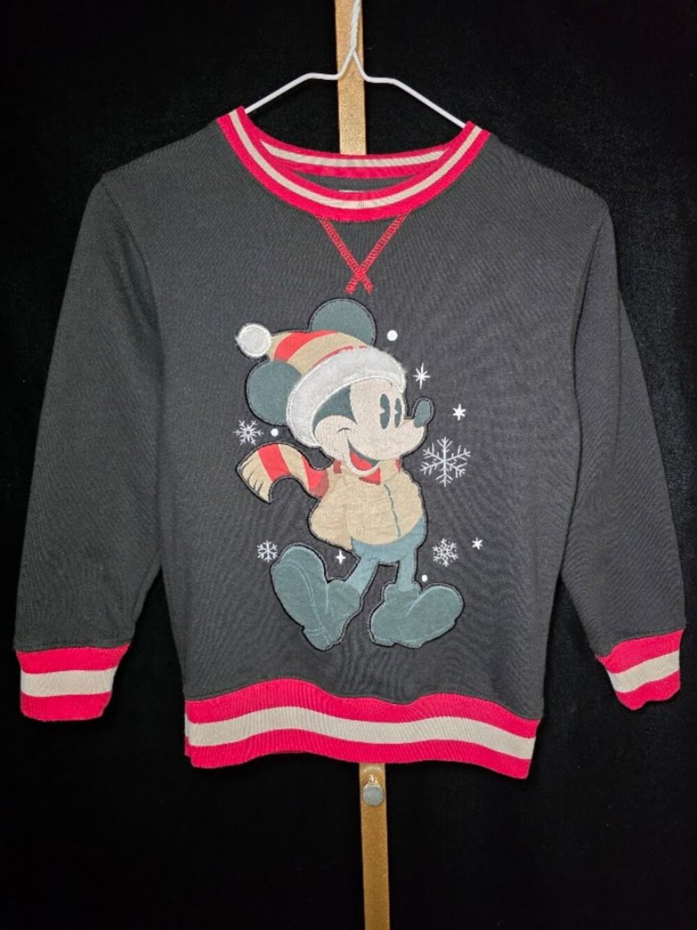 Disney Store Mickey Mouse Holiday Christmas Sweatshirt Appliqué Sz 7-8